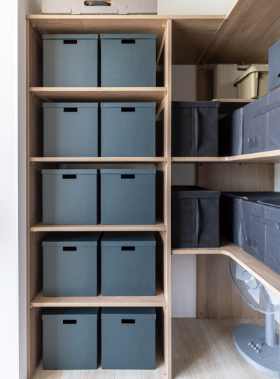 ストックルーム収納モノック