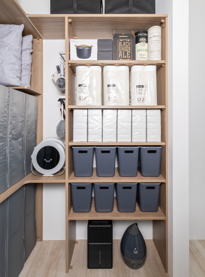 ストックルーム収納モノック