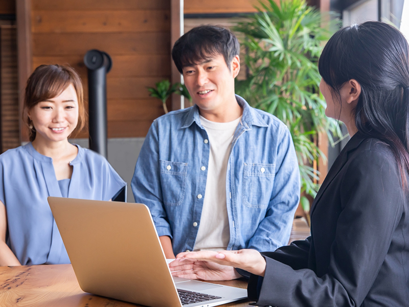 ご家族が相談している
